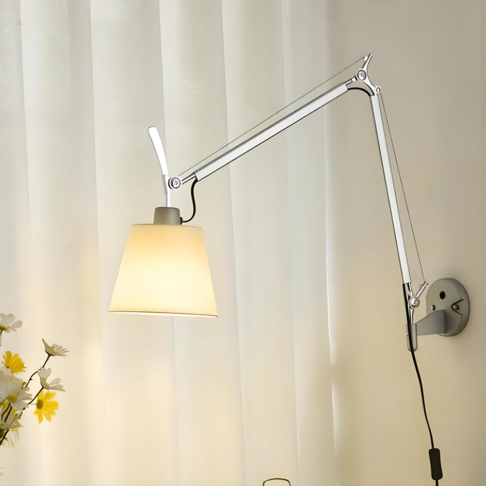 Minimalist Adjustable Wall Lamp for Home