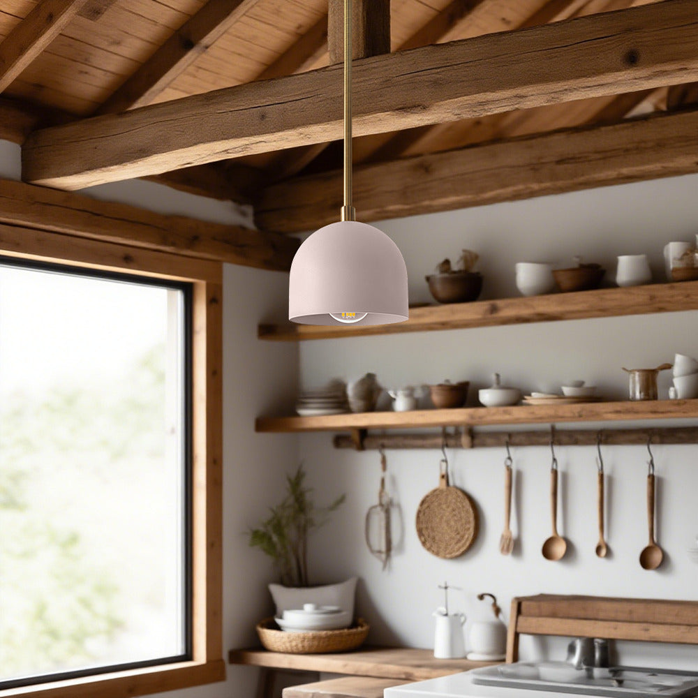 Suspension moderne en laiton et noir pour salon