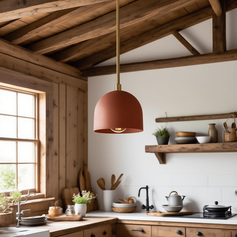 Suspension moderne en laiton et noir pour salon