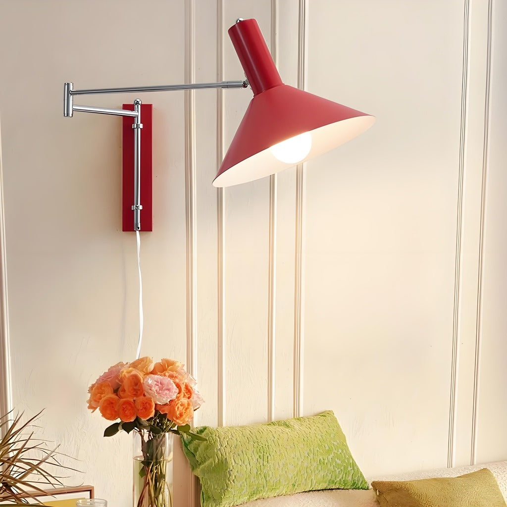 Applique murale moderne réglable avec base chromée pour chambre à coucher