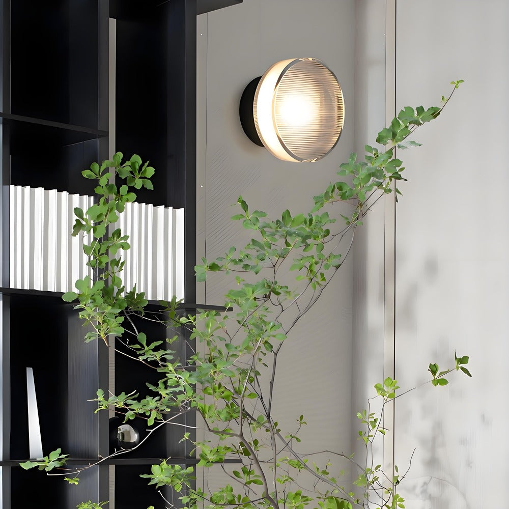 Applique murale LED Roc au design simple et moderne pour couloir