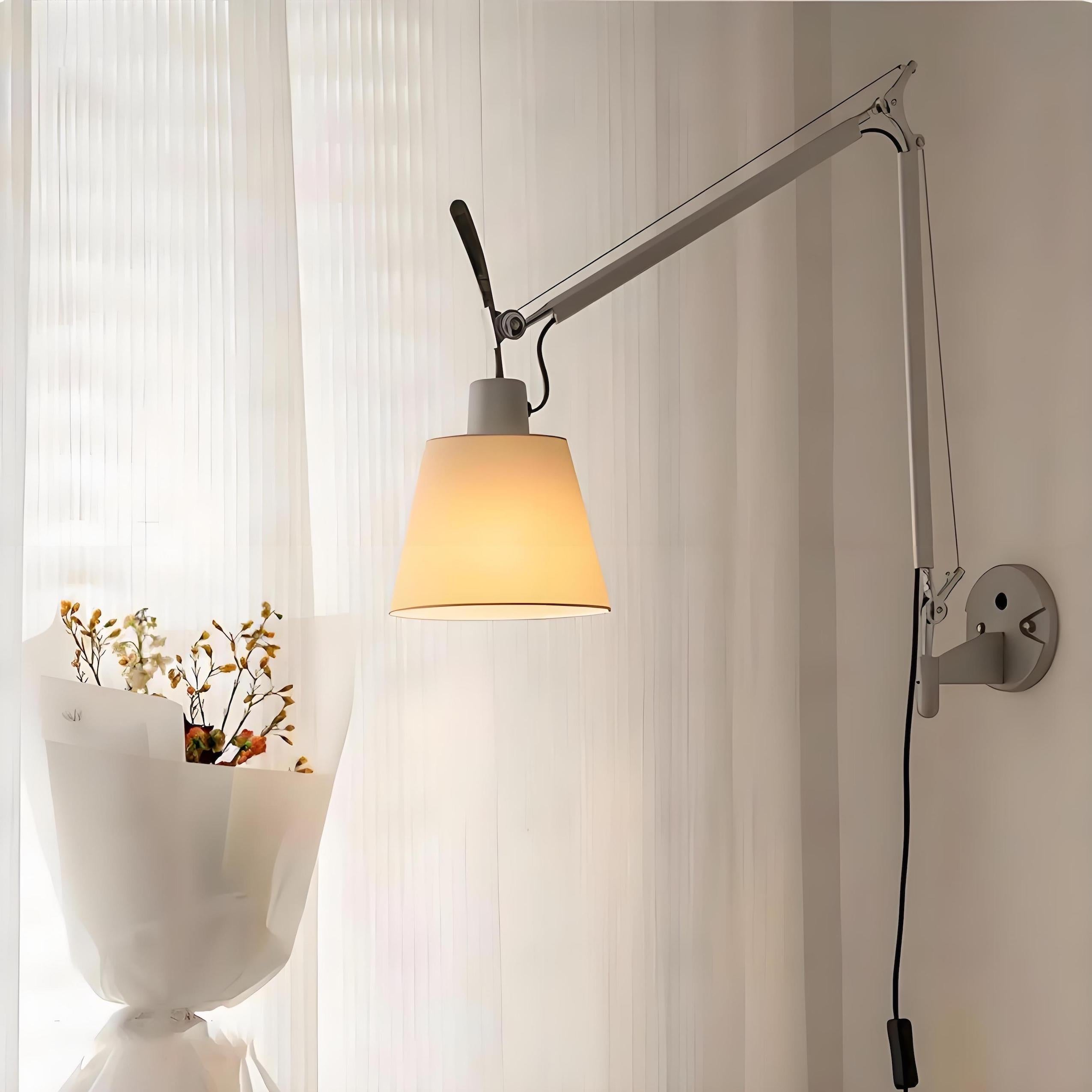 Minimalist Adjustable Wall Lamp for Home