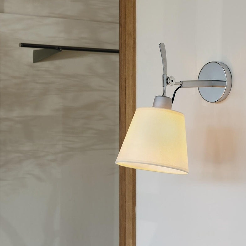 Minimalist Adjustable Wall Lamp for Home