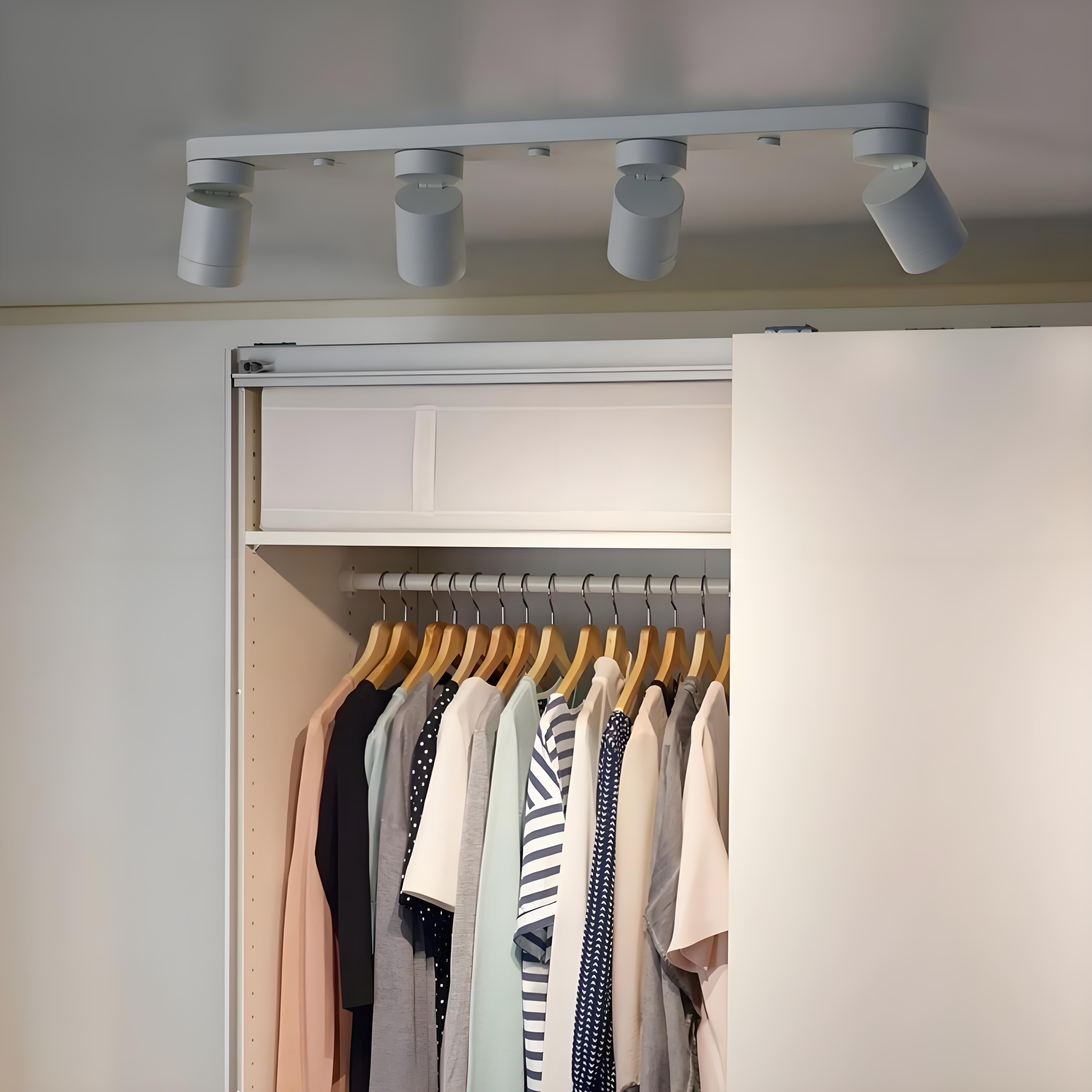 Modern Minimalist Versatile Ajustable Ceiling Spotlight for Living Room