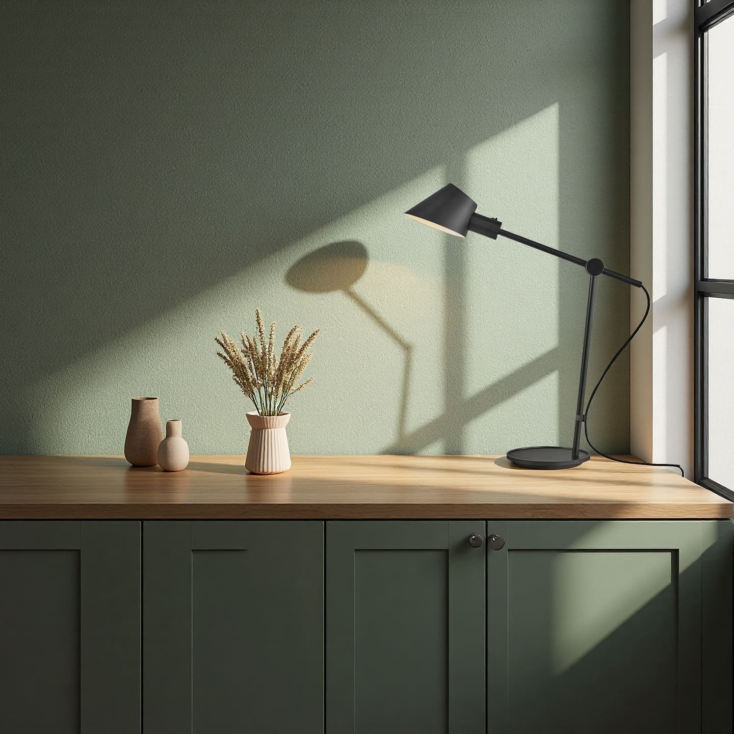 Lampe de table minimaliste noire réglable pour la maison et le bureau